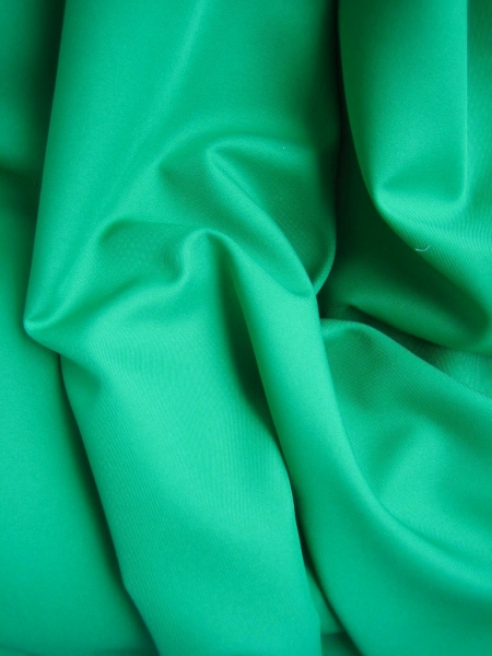 269 Stretch Gabardine grün Rest